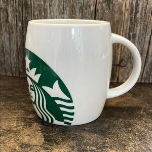 STARBUCKS | 2010 | Classic | Logo| 14oz | White /Green | Mermaid | Mug